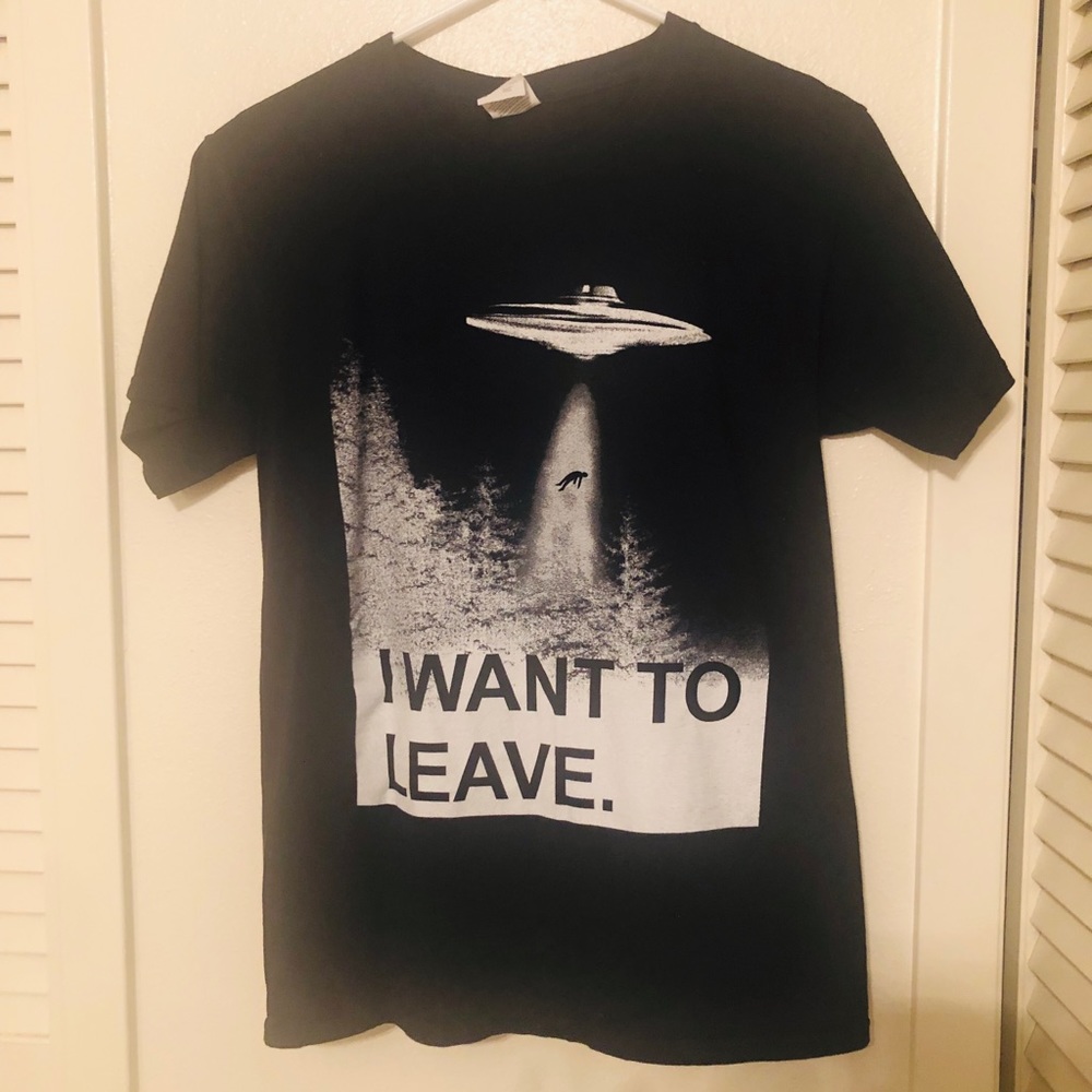 Women’s alien t shirt